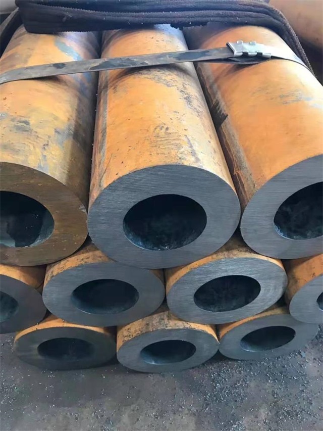 信阳20号厚壁无缝钢管