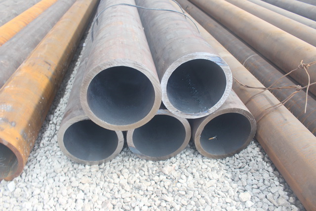 信阳大口径壁厚无缝钢管