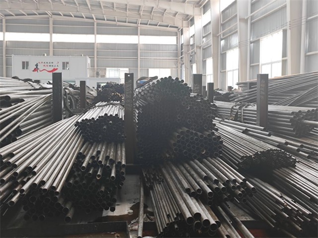 信阳精密无缝钢管现货供应